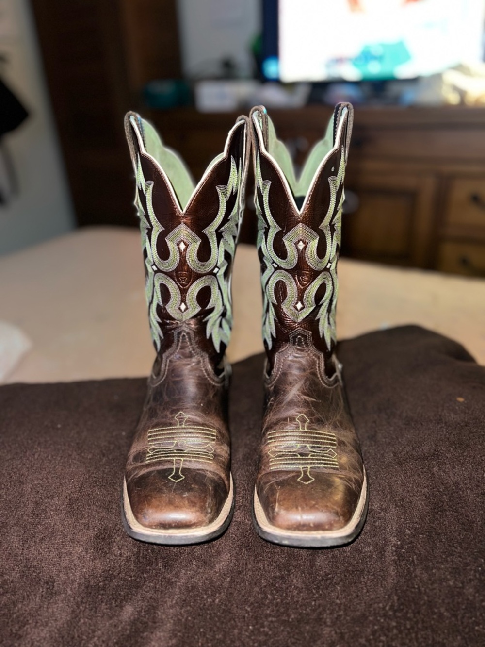 Ariat Brown Leather Western Boots with Mint Green Stitching